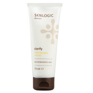SKN Logic Clarify is a skin-clarifying day or night treatment that helps clear skin